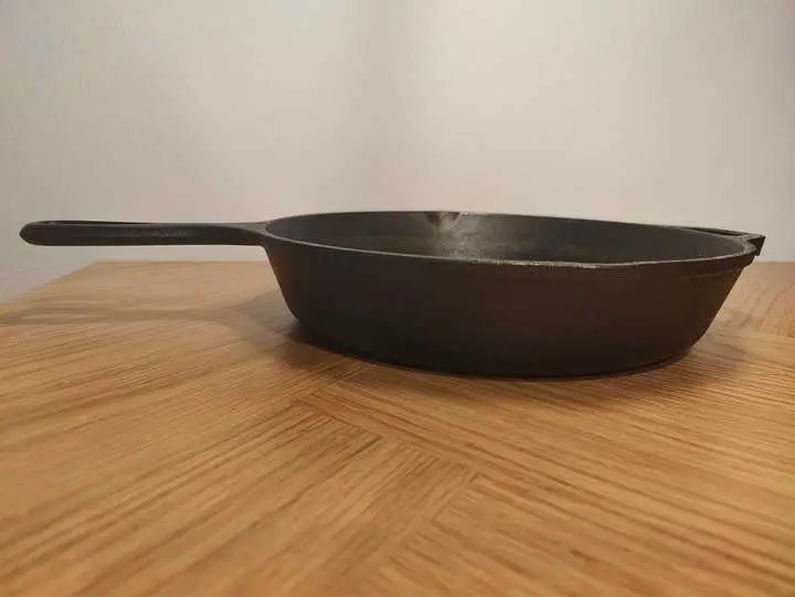 Lodge Cast Iron 26cm